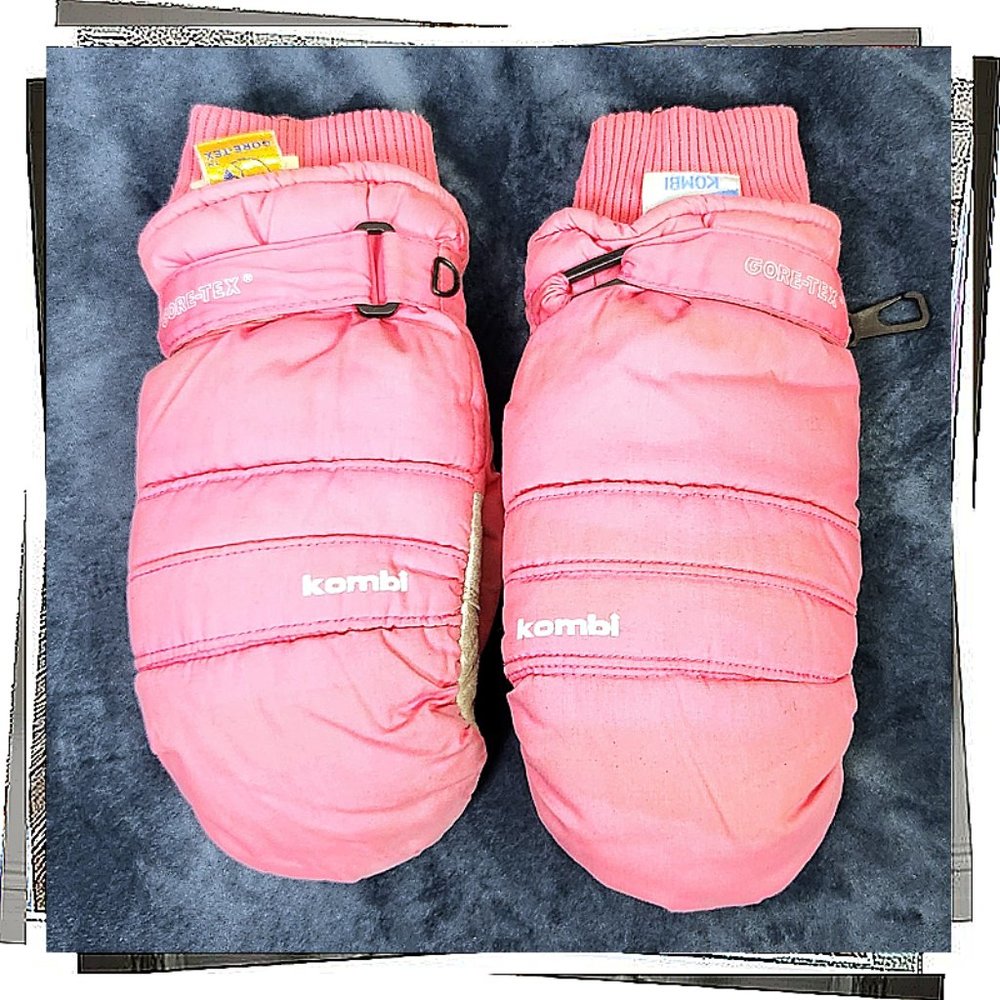 Vintage 1991 Pink Plush Gortex Mittens w Individual Fingers Inside (S) by Kombi